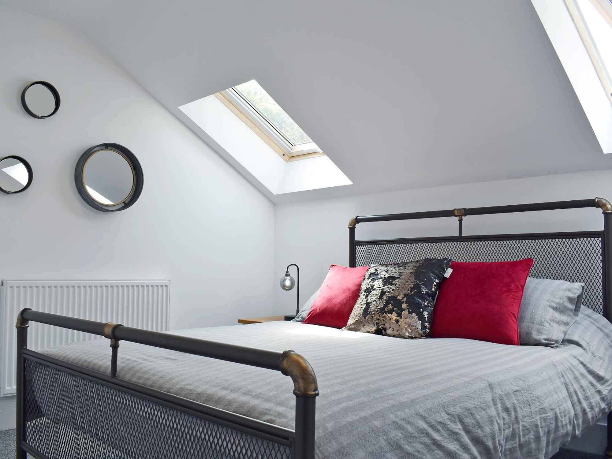 Perivale Lodge Lydney Buitenkant foto